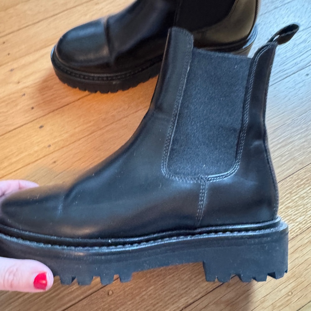 Isabel Marant Black Leather Chelsea Boots